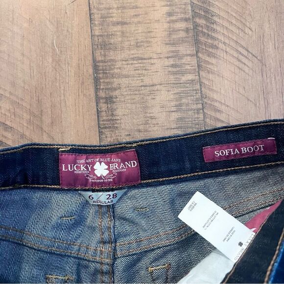 Lucky Brand Sofia Boot Cut Jeans Dark Wash Blue Denim Size 6/28 Regular - Picture 5 of 7